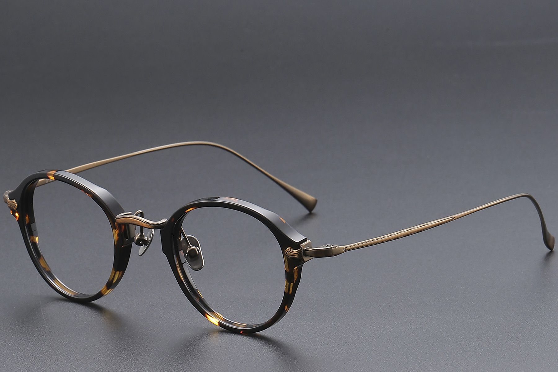 Oval Tortoiseshell Titanium Glasses #BS1913-0489