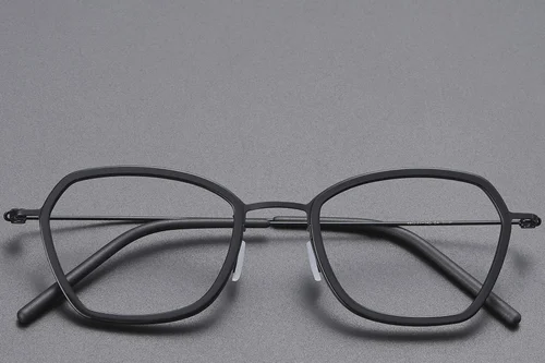Lunettes Butterfly en titane noir #BS1913-0503