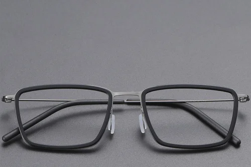 Lunettes rectangulaires en titane noir #BS1913-0513