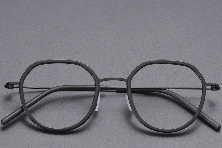 Geometrische schwarze Titanbrille #BS1913-0519