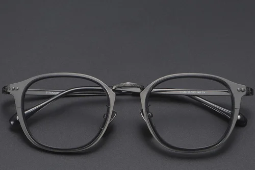 Lunettes ovales en titane gris #BS1913-0538