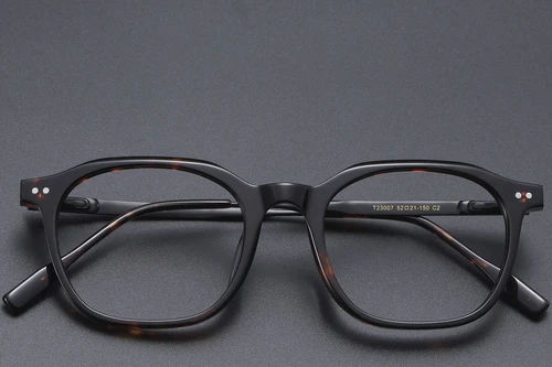Rectangular Tortoiseshell Titanium Glasses #BS1913-0550