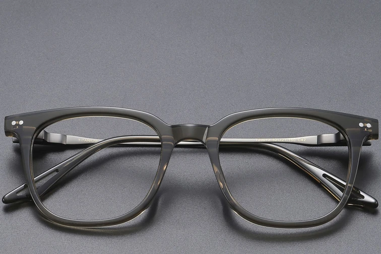 Rechteckige grüne Titanbrille #BS1913-0564