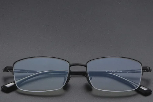 Lunettes semi-cerclées en titane noir #BS1913-0582