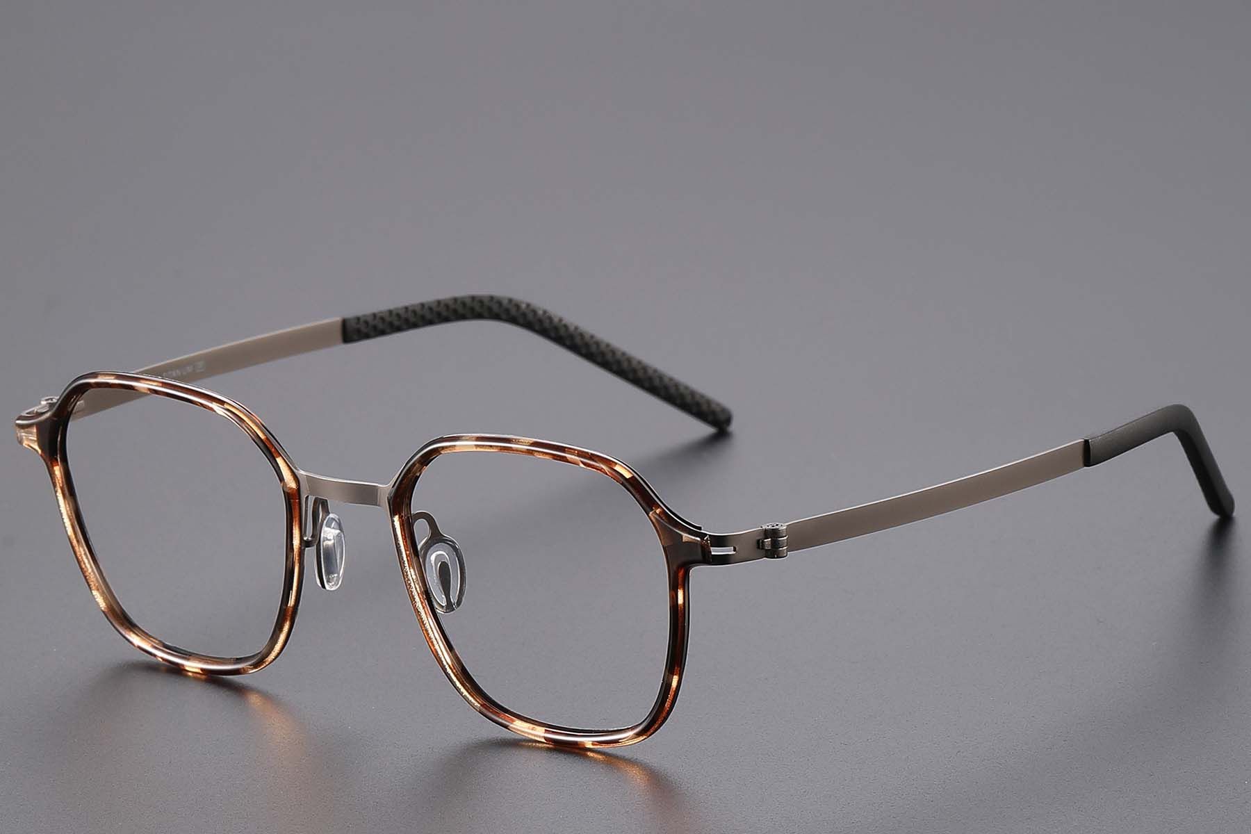 Rechthoekige titanium bril met schildpadmotief #BS1913-0759