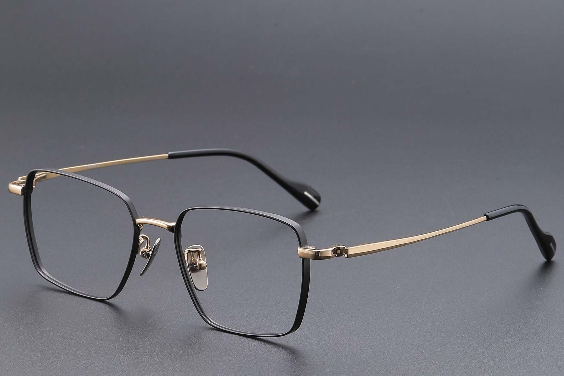 Gafas rectangulares de titanio negro #BS1913-0824