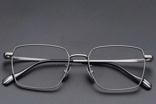 Lunettes rectangulaires en titane gris #BS1913-0827