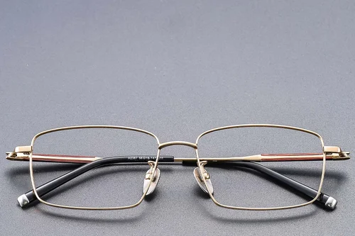 Lunettes rectangulaires en titane doré #BS1913-0855