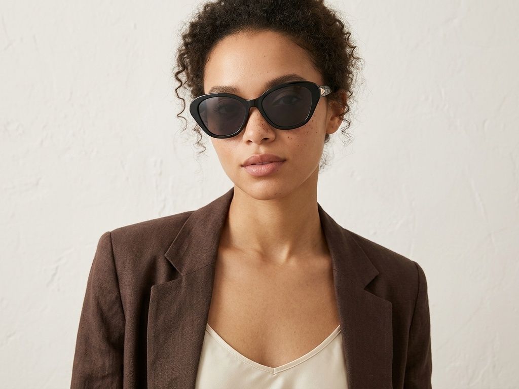 Lunettes de soleil papillon en plastique noir #BS225-0161