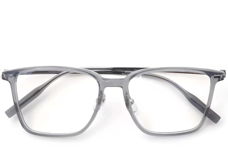 Lunettes rectangulaires en titane gris #BS2419-0150