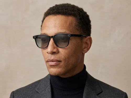 Lunettes de soleil rectangulaires en plastique noir #BS2503-0260