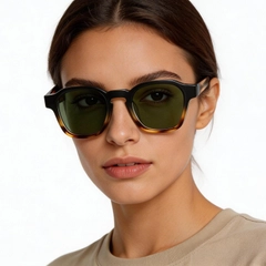 Gafas de sol geométricas de plástico con diseño de carey # BS2503-0285