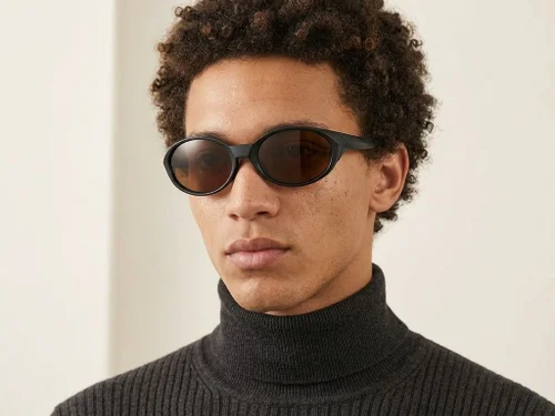 Lunettes de soleil ovales polarisées en plastique noir #BS2607-0732