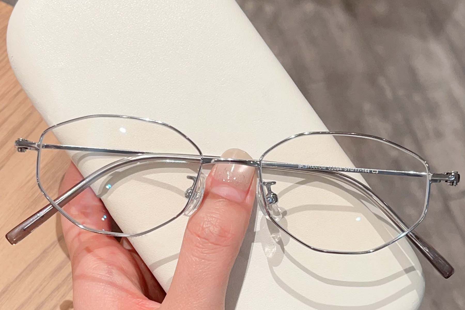 Gafas geométricas de titanio plateado #BS423-0271