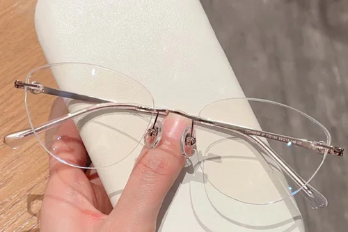 Lunettes invisibles en titane rose #BS423-0337