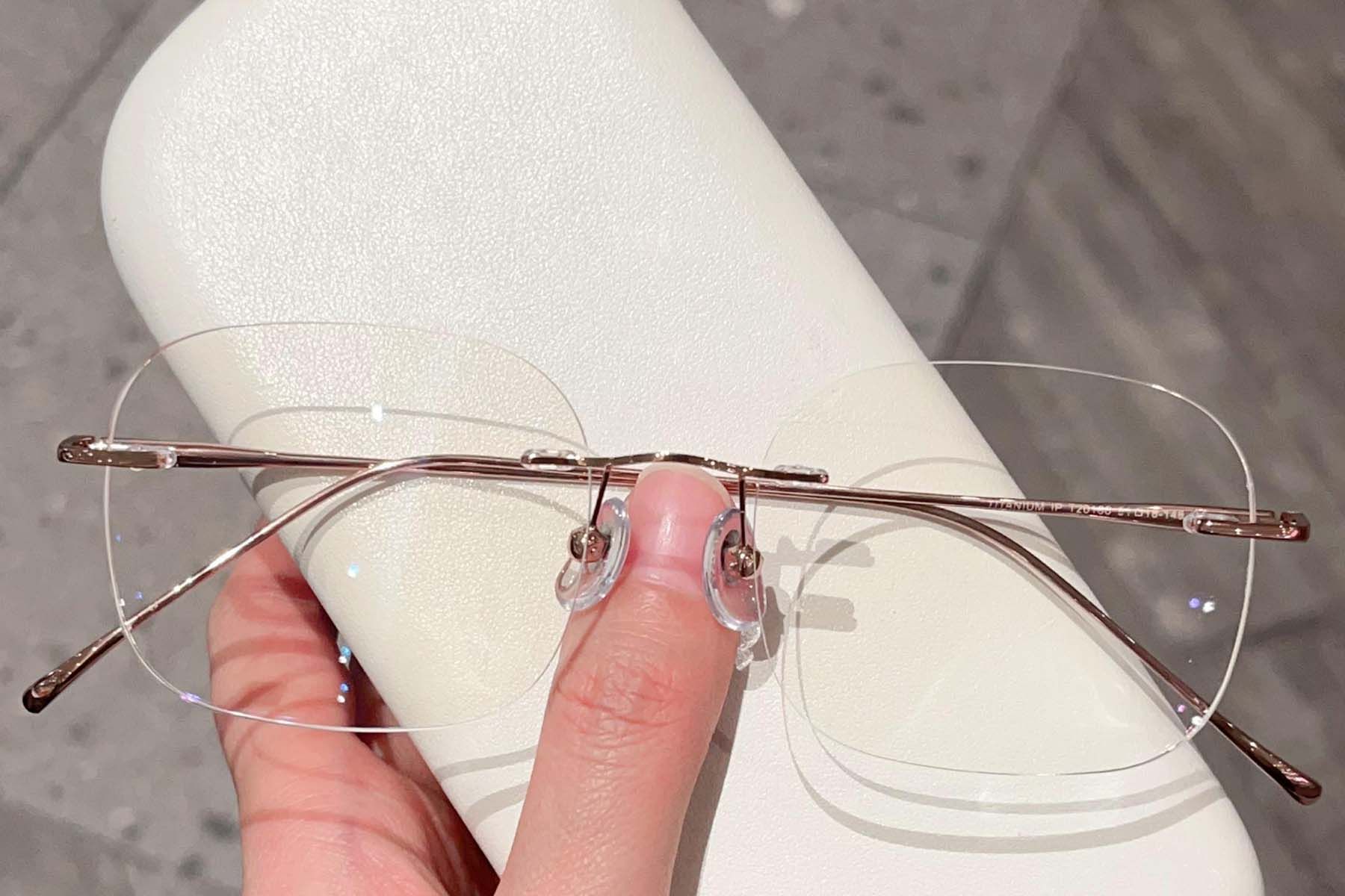 Gafas invisibles de titanio rosa #BS423-0339