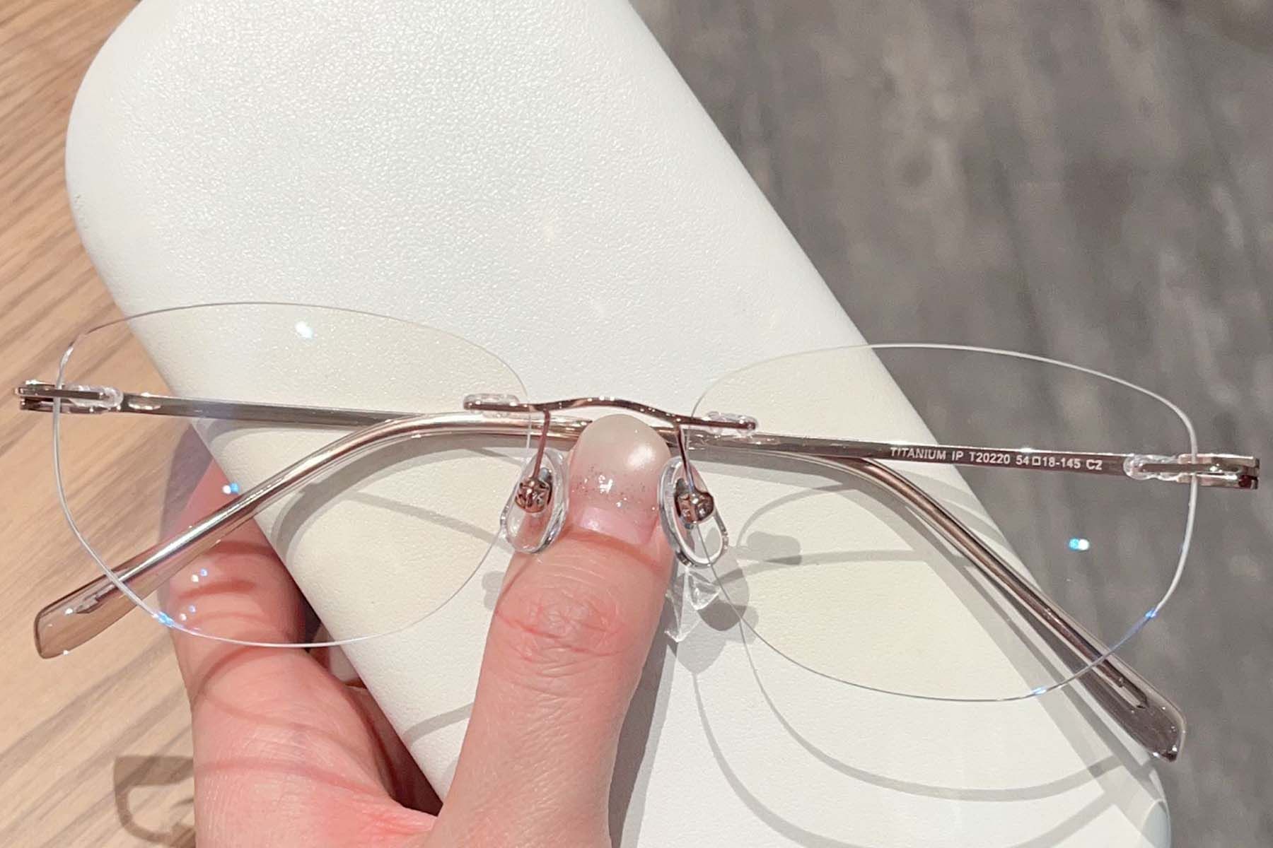 Gafas invisibles de titanio rosa #BS423-0342