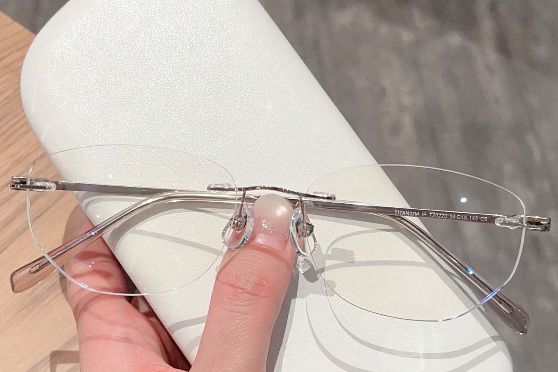 Invisible Golden Titanium Glasses #BS423-0344