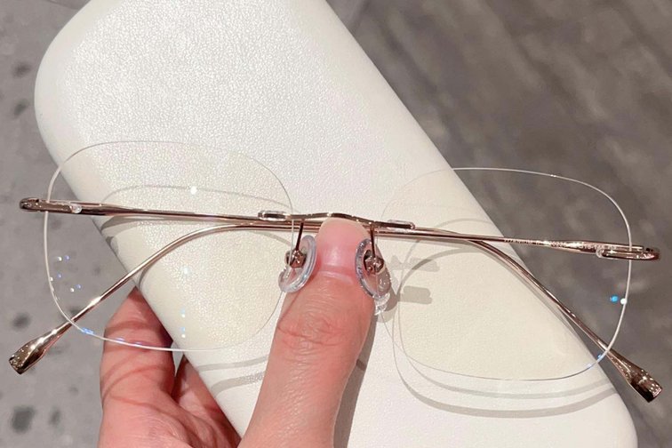 Invisible Pink Titanium Glasses #BS423-0346