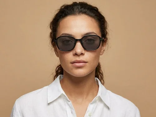 Lunettes de soleil rectangulaires noires TR90 #BS423-0437