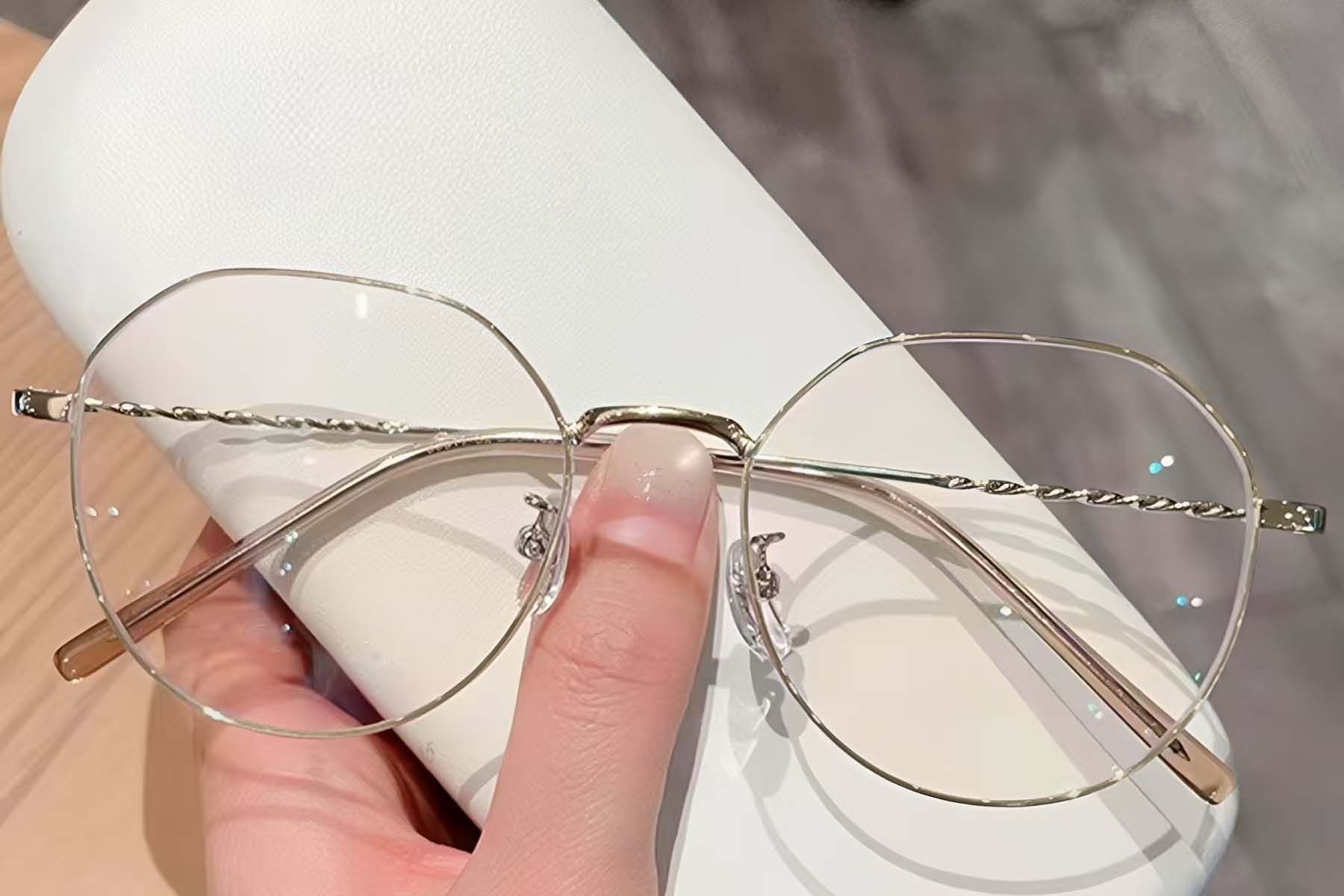 Lunettes géométriques en métal doré #BS423-0471