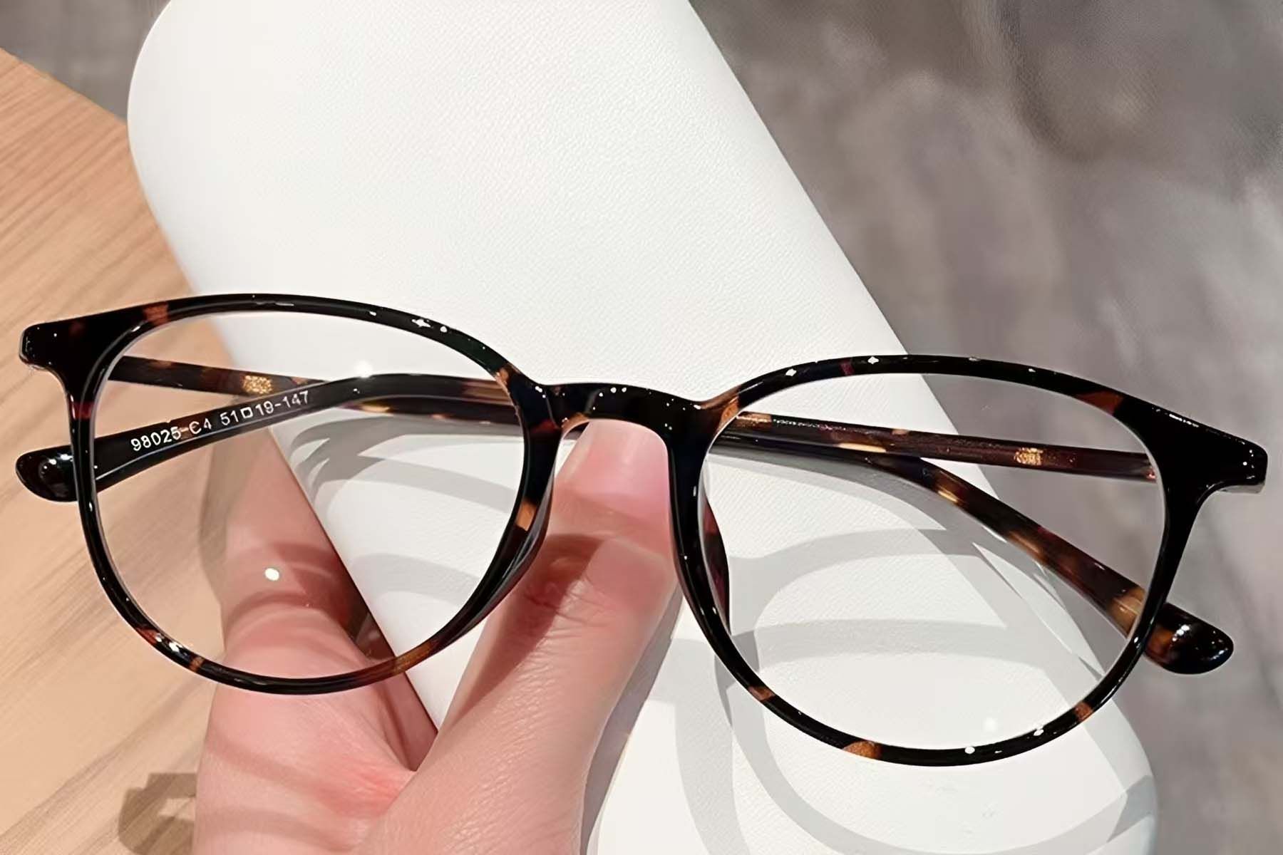 Oval Tortoiseshell TR90 Glasses #BS423-0516
