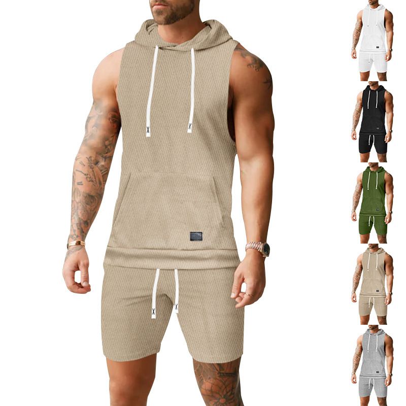 Completo da uomo composto da canotta con cappuccio senza maniche e pantaloncini in maglia NDF-00038