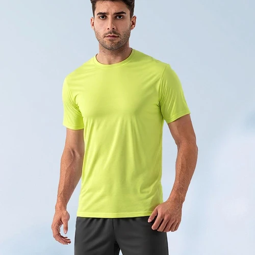 Breathable Mesh Relaxed Fit Men's Sports T-Shirt for Quick-Dry Outdoor Training