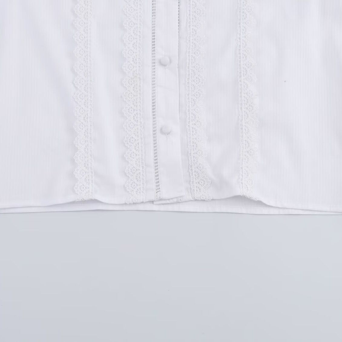 Blusa romántica con ribete de encaje para mujer KUN-00010