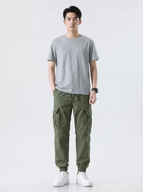 Retro Stretch Fit Tapered Men's Cargo Pants for Functional Casual Wear