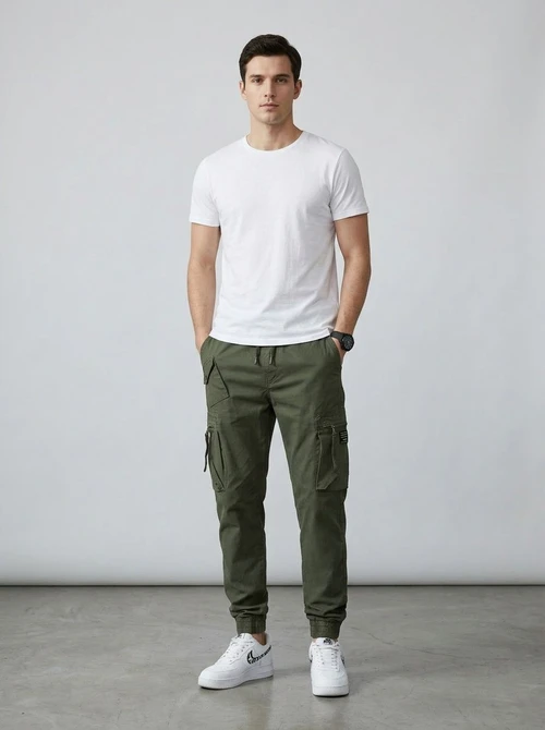 Lightweight Stretch Fit Multi-Pocket Men's Cargo Pants for Outdoor Casual Wear