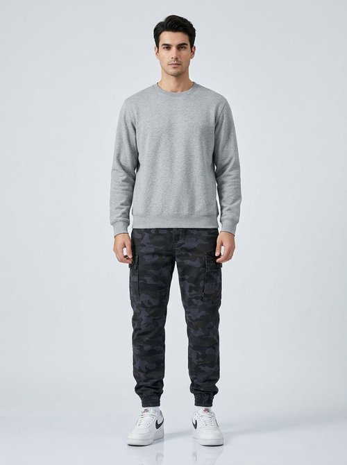 Tapered Multi-Pocket Camouflage Men's Cargo Pants for Athletic Casual Wear