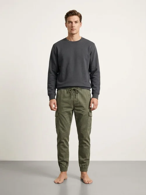 Fleece-Lined Tapered Men's Cargo Pants for Casual Outdoor Winter Wear