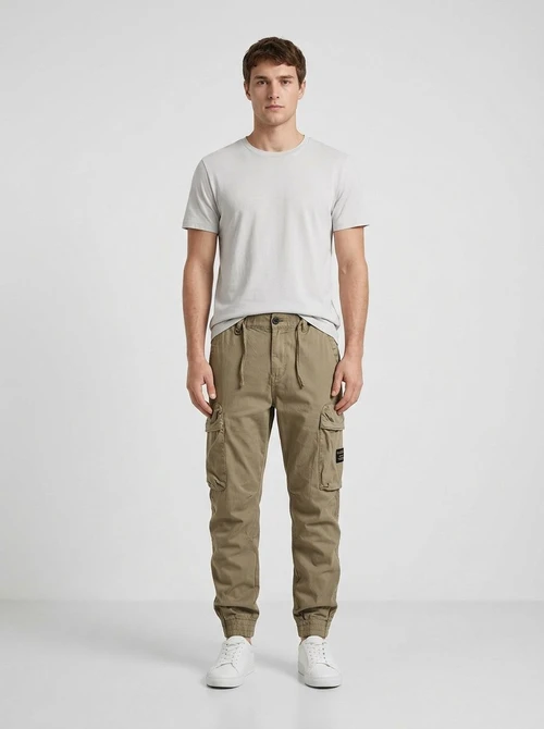 Tapered Retro Multi-Pocket Men's Cargo Pants for Casual Wear