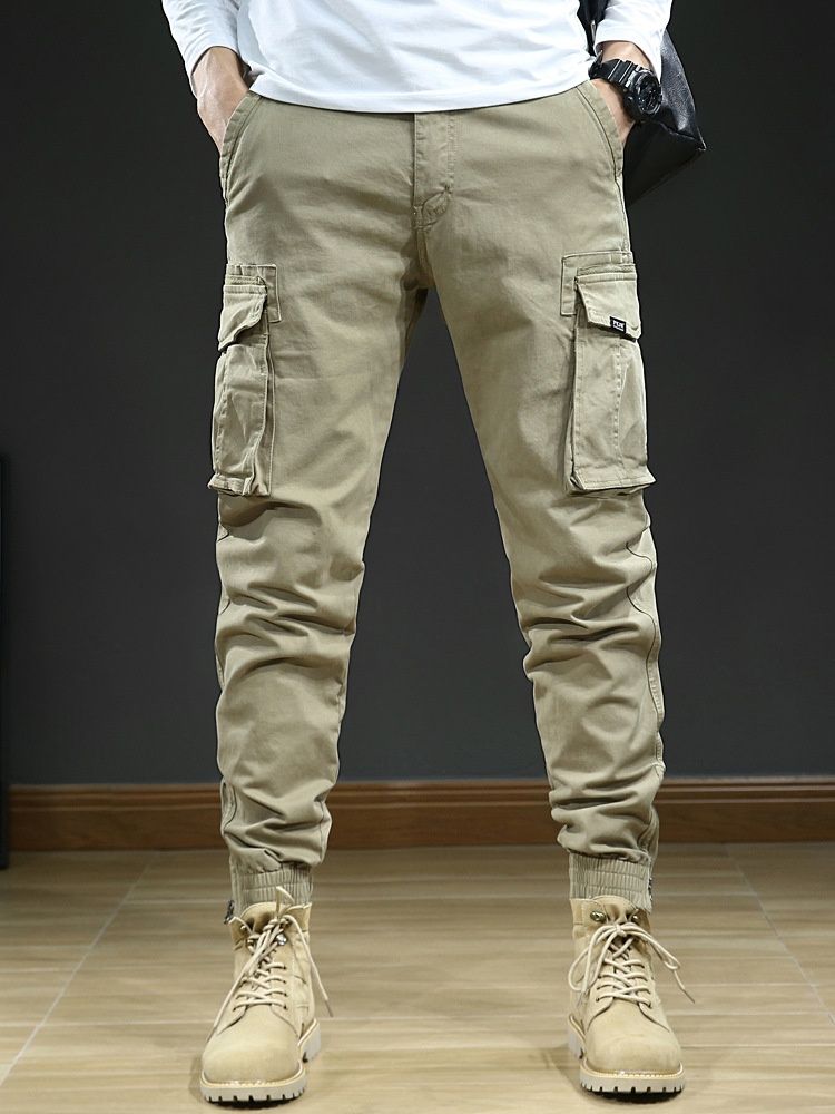 Pantalones cargo elásticos con puños de inspiración vintage para hombre, ideales para uso informal al aire libre.