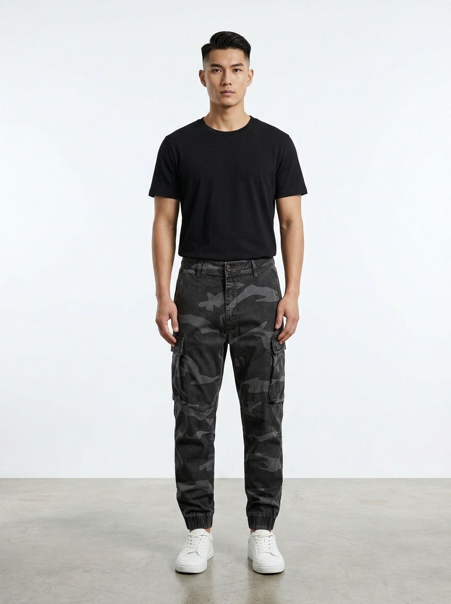 Slim Fit Camouflage Multi-Pocket Vintage Men's Cargo Pants for Casual Wear