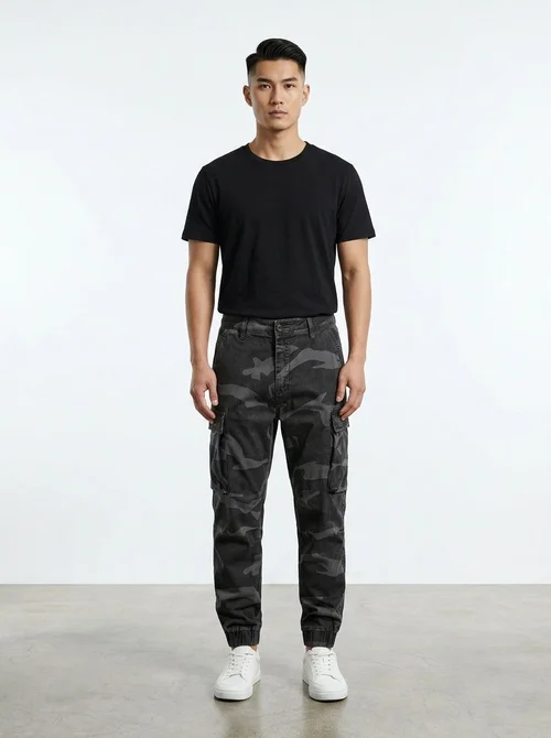Slim Fit Camouflage Multi-Pocket Vintage Men's Cargo Pants for Casual Wear