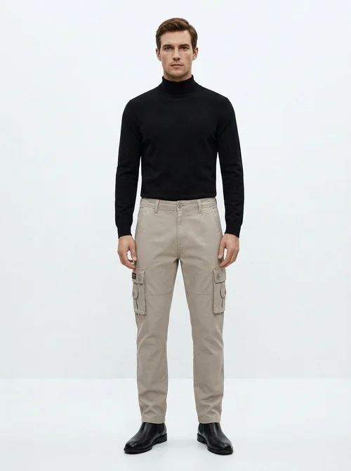 Multi-Pocket Straight Leg Men's Cargo Pants for Casual Fashion Wear