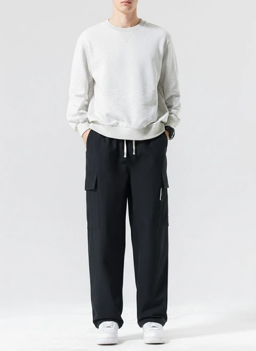 Relaxed Fit Multi-Pocket Men's Trousers for Winter Casual Wear