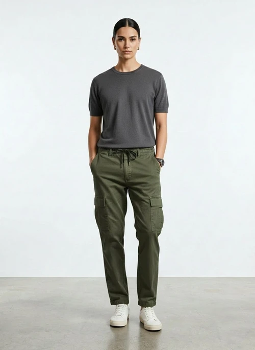 Straight Leg Relaxed Fit Multi-Pocket Men's Cargo Shorts for Casual Wear