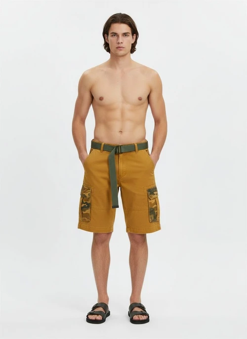 Loose Fit Camouflage Belted Men's Cargo Shorts for Casual Wear With Belt