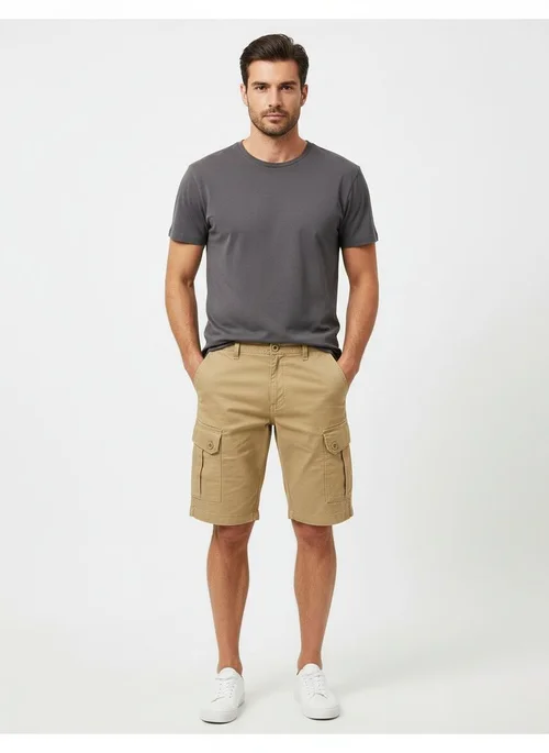Minimalist Solid Color Men's Cargo Shorts for Summer Outdoor Casual Wear