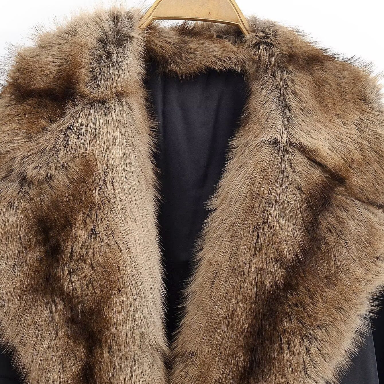 Stijlvolle casual damesjas met kraag van imitatiebont KUN-00215