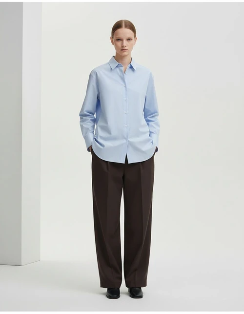 Camicia in popeline con strati sul davanti - Classica blusa da donna KUN-00006