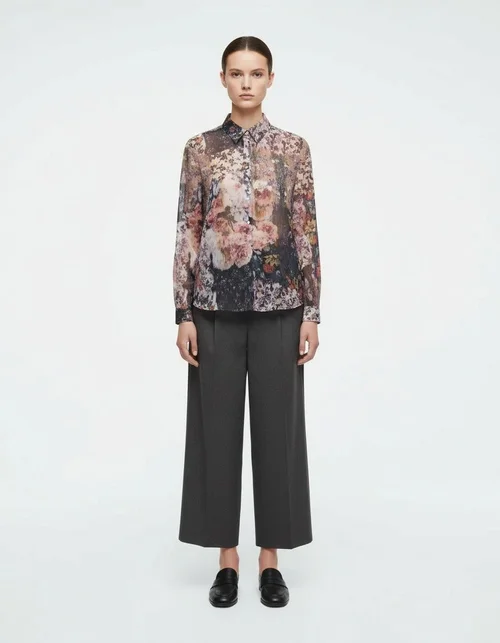 Camicetta in chiffon a fantasia floreale - Elegante e versatile KUN-00011