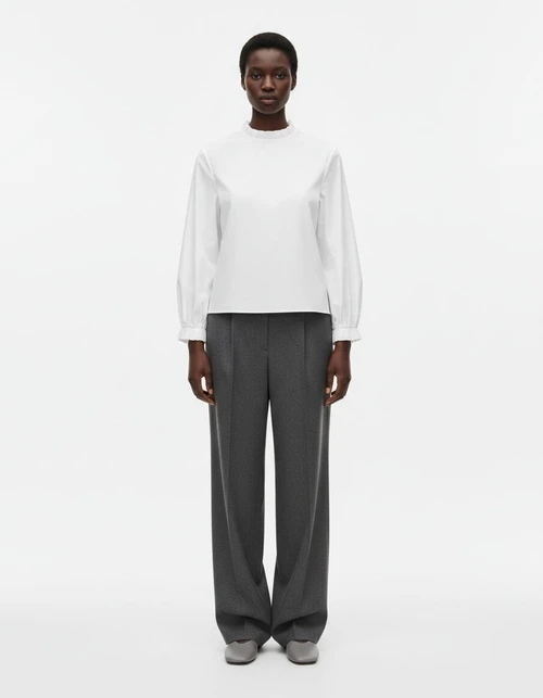 Camicetta a maniche lunghe in popeline a strati con volant KUN-00027