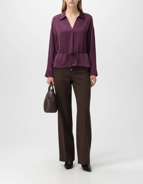 Camicetta elegante in raso di seta, vestibilità slim, modello KUN-00028