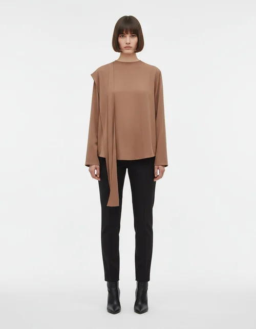 Camicetta fluida in chiffon - Elegante top con fiocco al collo KUN-00088