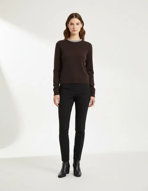 Maglia a maniche lunghe con scollo impreziosito da perline KUN-00010