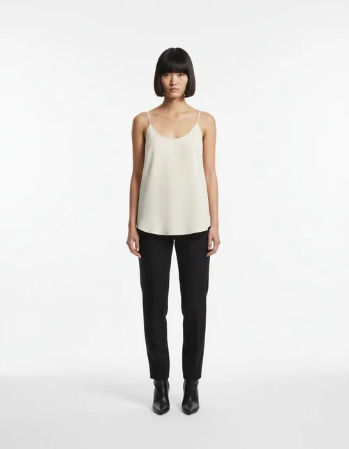 Canottiera con ruche da donna - Trendy e versatile KUN-00013
